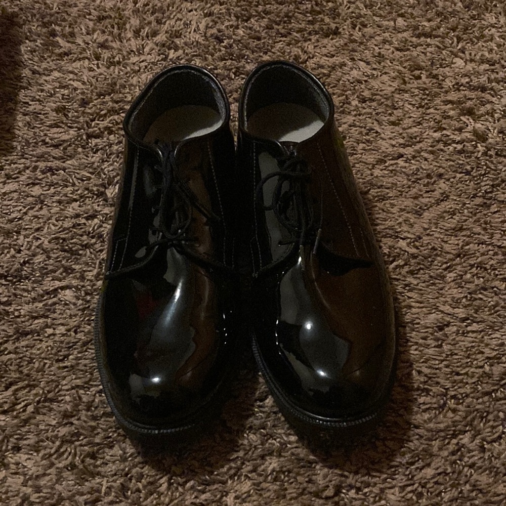 Mens dress shoes brand new